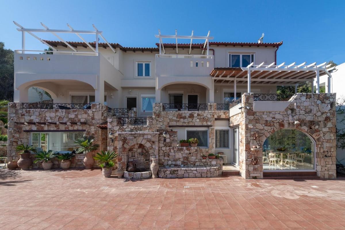 Cretan Biosuites Palaiokastro  Екстериор снимка
