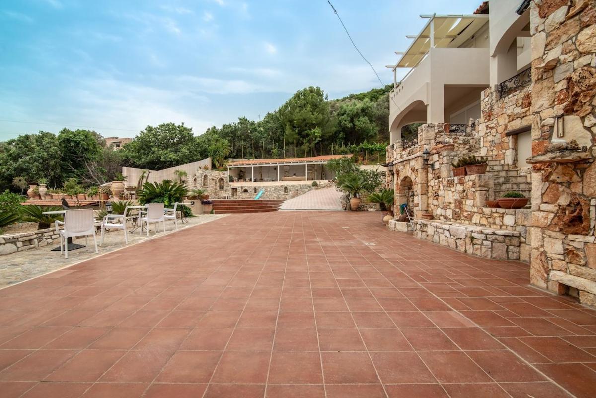 Cretan Biosuites Palaiokastro  Екстериор снимка